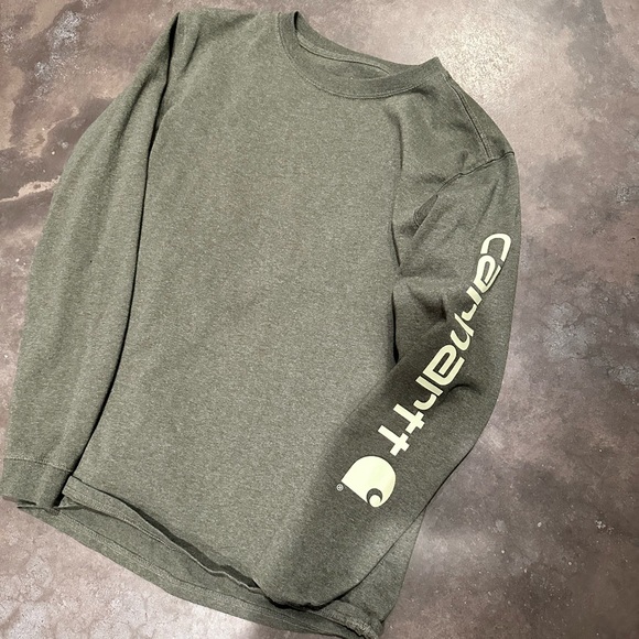Carhartt Tops - Women’s Carhartt Long Sleeve